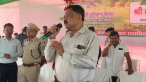 गिरिडीह नगर वन Urban Park: वन महोत्सव पर मंत्री सुदिव्य कुमार ने किया शिलान्यास