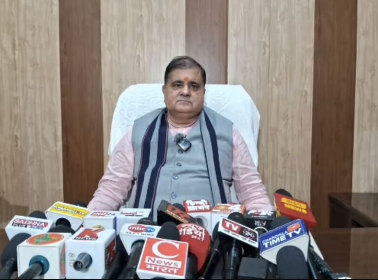 महेंद्र भट्ट का कांग्रेस पर हमला, बोले- युवाओं को गुमराह कर रही पार्टी