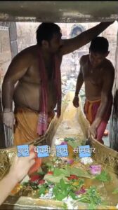 श्रावण की दूसरी सोमवारी पर शिवालयों में उमड़ा आस्था का सैलाब, झारखंड धाम में सुबह 4 बजे से जुटे श्रद्धालु