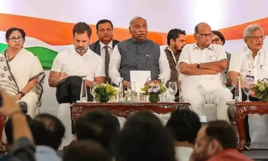 SIR विवाद पर INDIA गठबंधन का बड़ा आंदोलन, 2 से 8 अक्टूबर तक ‘लोकतंत्र बचाओ मार्च’; 6 अक्टूबर को EC तक मार्च