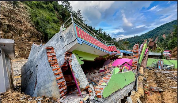 Nepal Flood 2026: ग्लेशियर Collapse के बाद Nepal में क्या हुआ? इतने लोगों की जान कैसे गई?