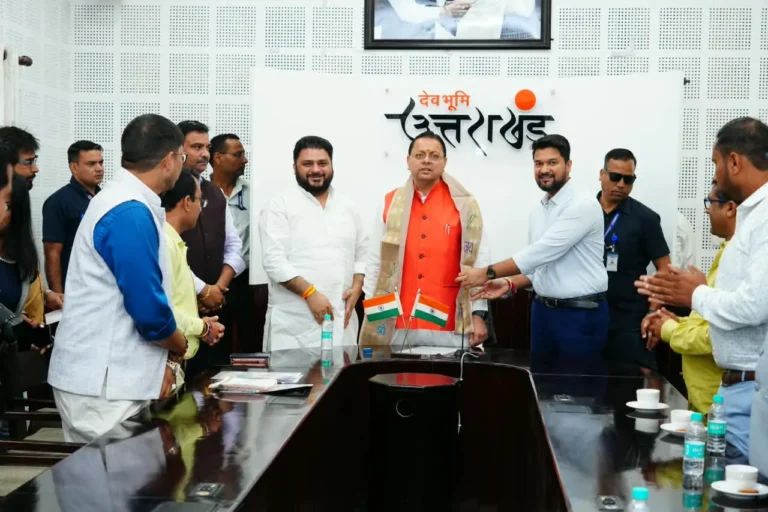 विभिन्न राज्यों की संस्कृति, नवाचार और बेहतर कार्यप्रणालियों को जानें उत्तराखण्ड के युवा: मुख्यमंत्री पुष्कर सिंह धामी