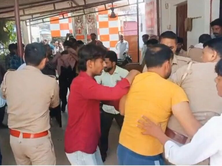 बदायूँ में मारपीट: पुरानी रंजिश को लेकर दो पक्ष भिड़े, करीब एक दर्जन लोग घायल