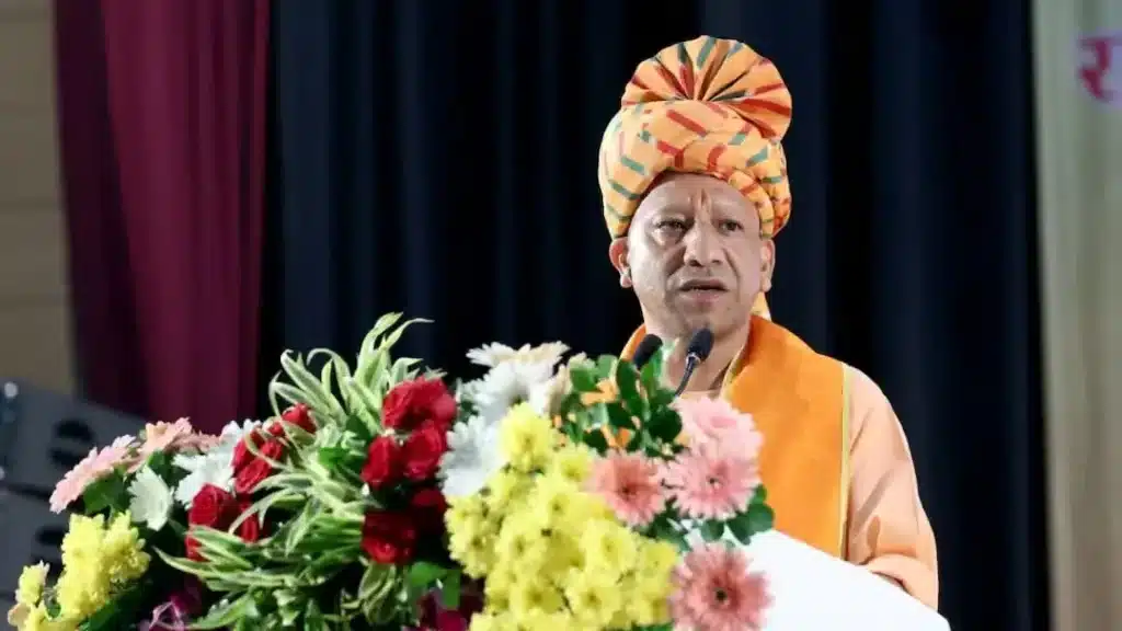 Uttar Pradesh-लोहिया विधि विश्वविद्यालय के दीक्षांत समारोह में बोले सीएम योगी, “2017 से पहले यूपी में था माफिया राज”