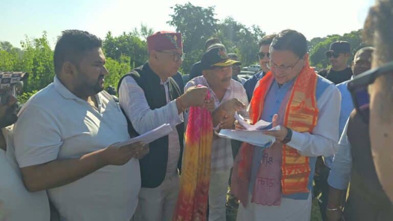 Uttarakhand-ऊधम सिंह नगर में CM धामी का जनता से संवाद, पारदर्शिता के साथ समस्याएं सुलझाने के निर्देश