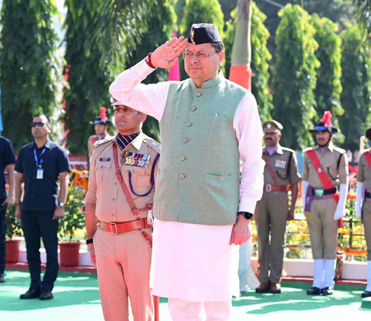 Uttarakhand: On Police Commemoration Day, CM Dhami paid tribute to martyred personnel and honored their family members.