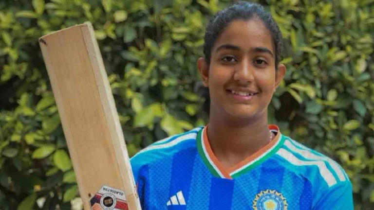 WPL 2026: 15 वर्षीय उमा कश्वी बनीं लीग की सबसे युवा खिलाड़ी, दिल्ली कैपिटल्स ने 10 लाख रुपये में खरीदा