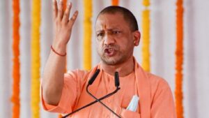 Uttar Pradesh-पुलिस स्मृति दिवस पर सीएम योगी ने शहीद जवानों को किया नमन, बोले—कानून से ऊपर कोई नहीं