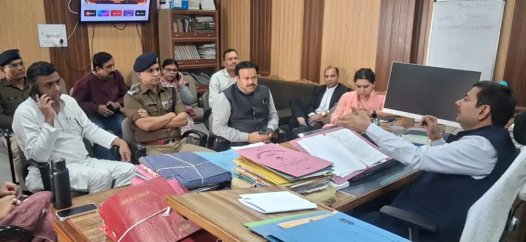 Uttarakhand: No-entry for vehicles in Dehradun’s Paltan Bazaar from 11 AM to 7 PM; action will also be taken against encroachment.
