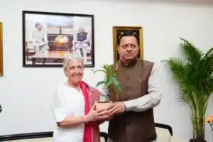 मुख्यमंत्री पुष्कर सिंह धामी से अंतरराष्ट्रीय फिल्म निर्माताओं के प्रतिनिधिमंडल ने की भेंट