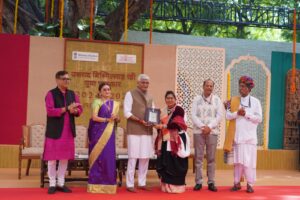 उत्तराखंड की लोकगायिका हेमा नेगी करासी को उस्ताद बिस्मिल्लाह ख़ाँ युवा पुरस्कार-2024 से सम्मानित